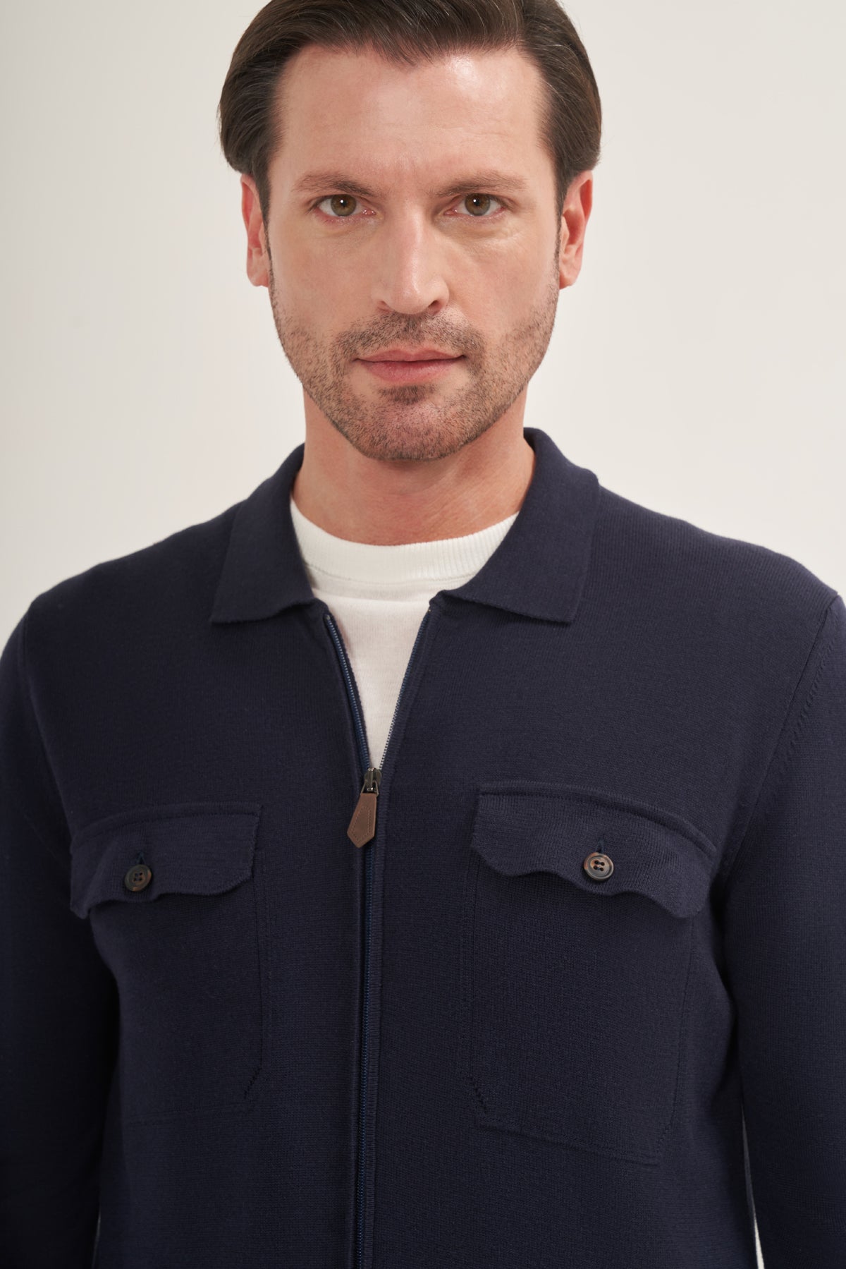Lightweight knit Zip-Up Overshirt