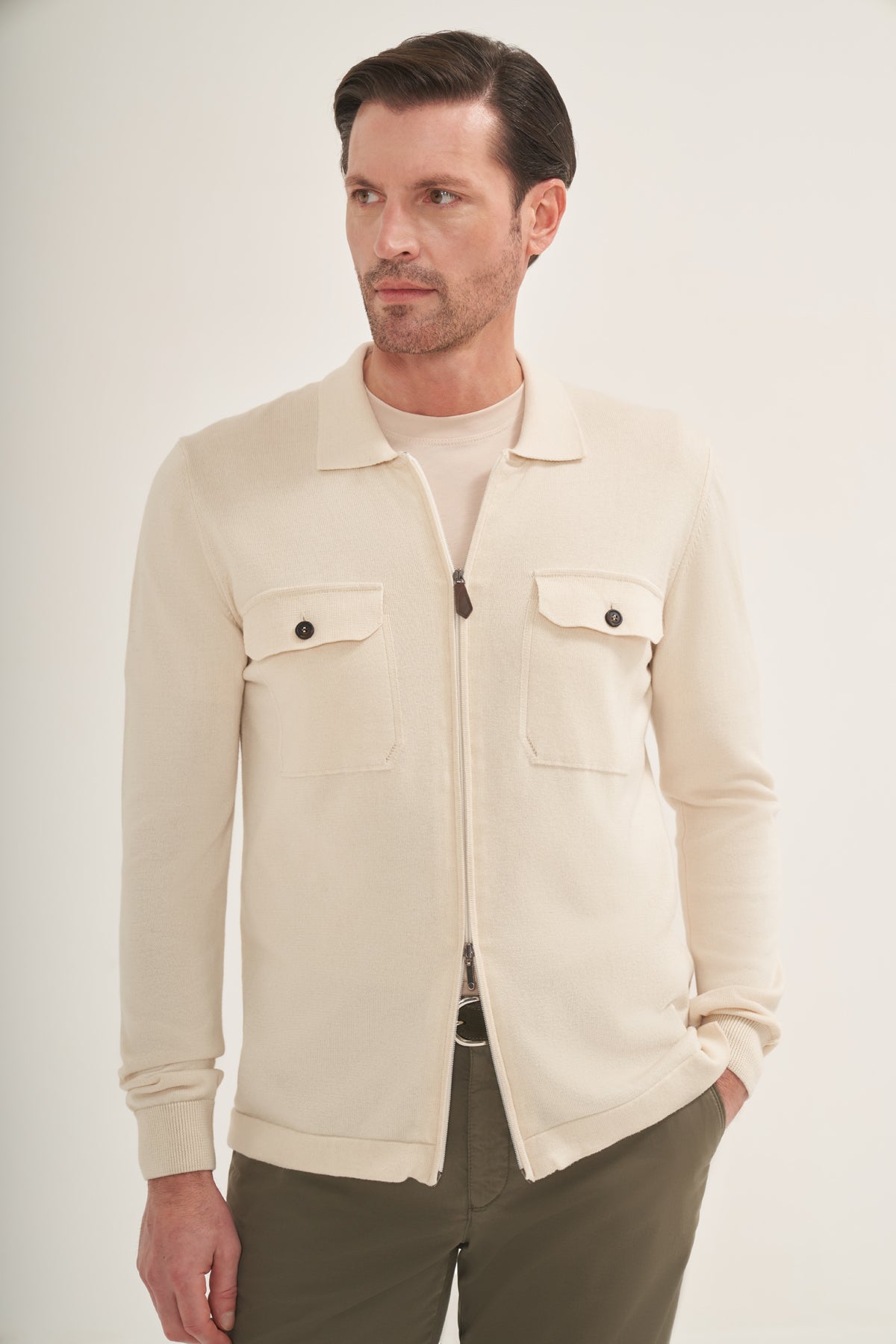 Lightweight knit Zip-Up Overshirt