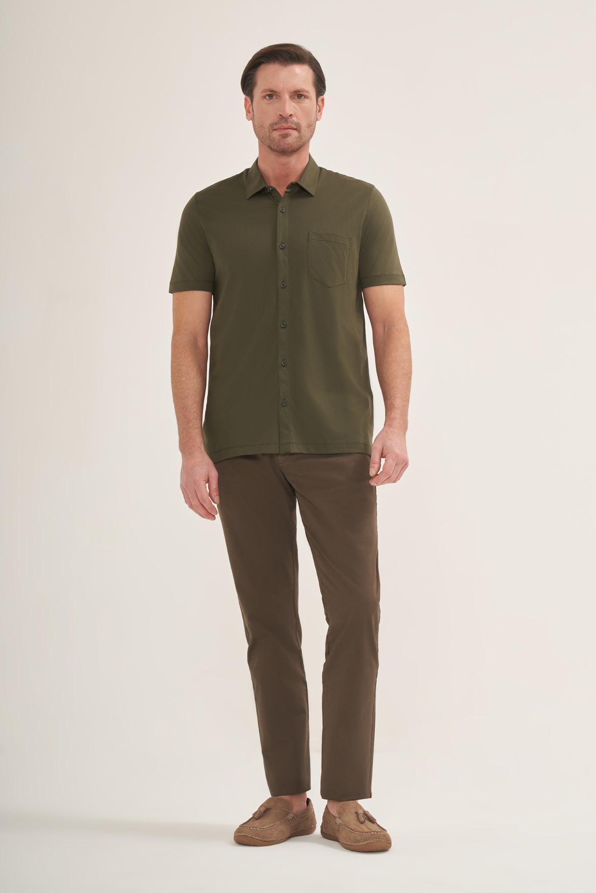 The Essential Short sleeve Cotton Button-Up