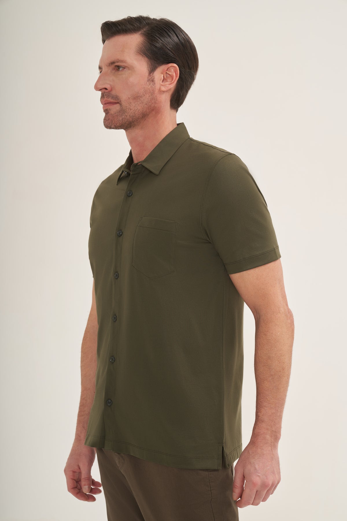 The Essential Short sleeve Cotton Button-Up