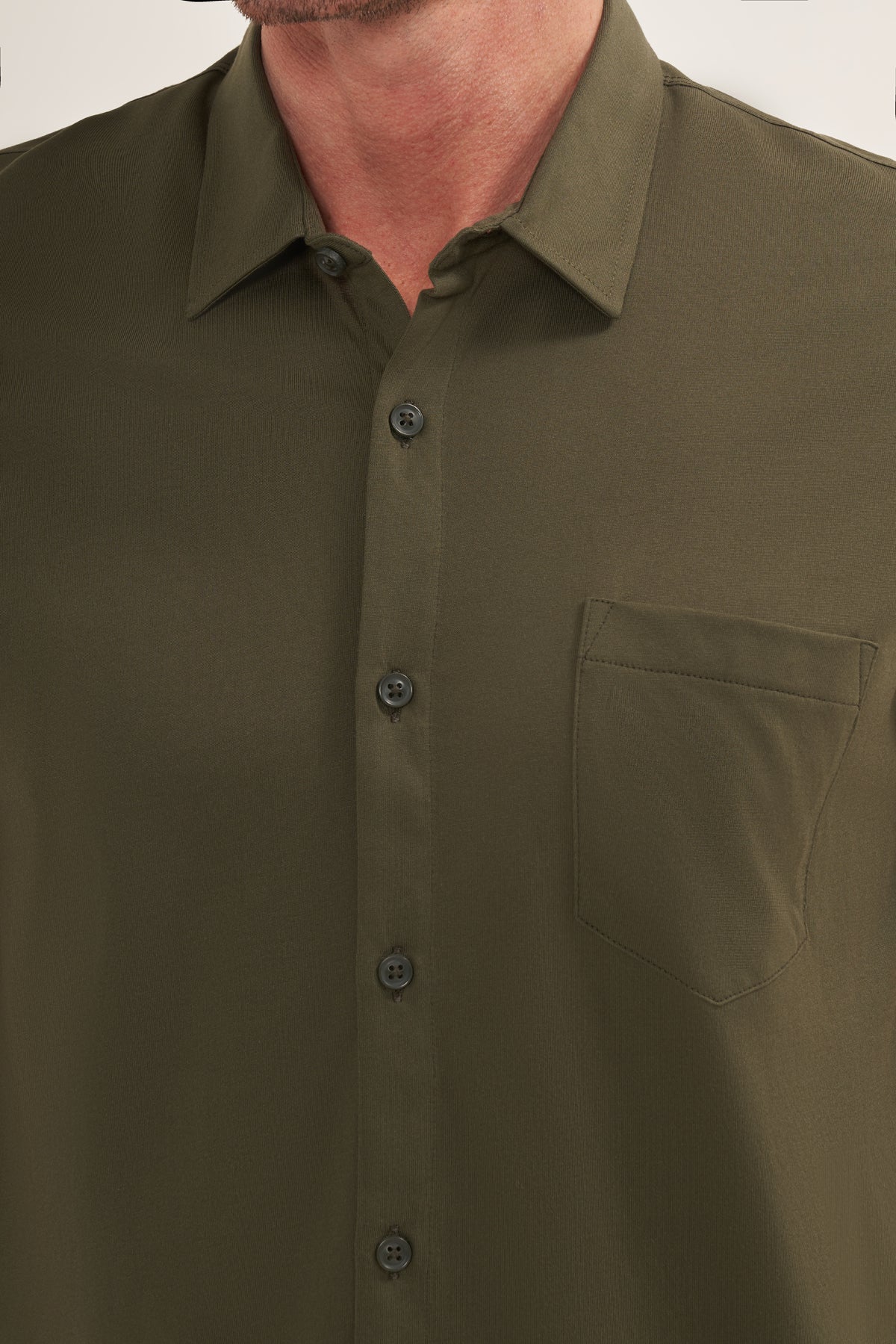 The Essential Short sleeve Cotton Button-Up