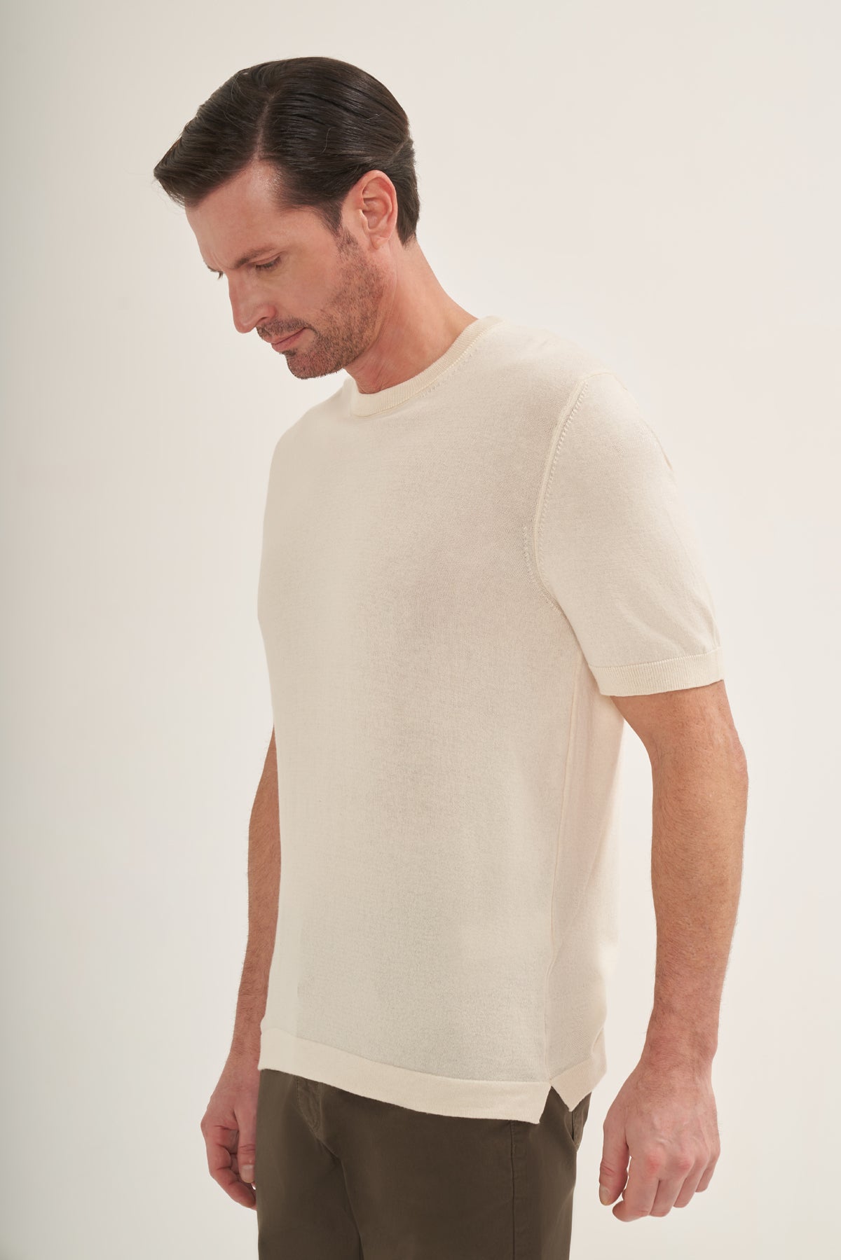 Light Weight Knit T-Shirt